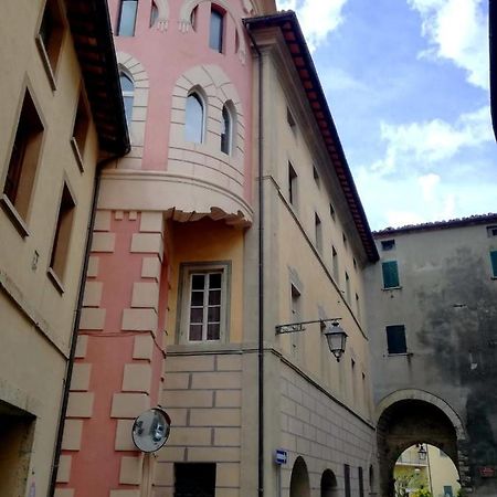 Mansarda Con Solarium Panoramico Su Centro Storico Di Sarteano Vicino Alle Famose Terme Della Val D'Orcia Extérieur photo