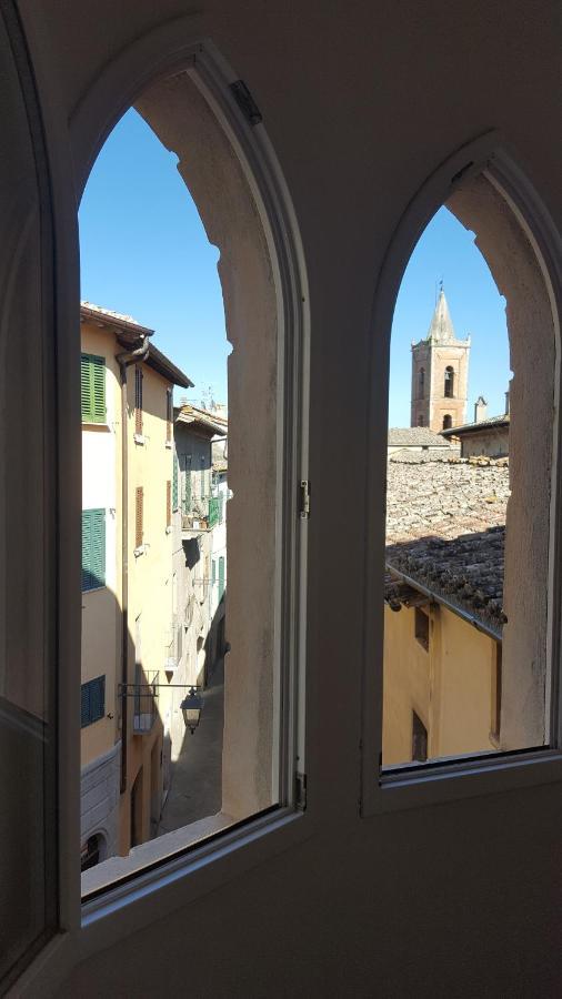 Mansarda Con Solarium Panoramico Su Centro Storico Di Sarteano Vicino Alle Famose Terme Della Val D'Orcia Extérieur photo